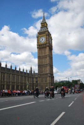 Laverdas leaving london Laverdas leaving london